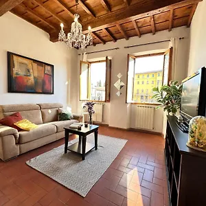  Appartamento Luxurious View On Santa Croce Italia